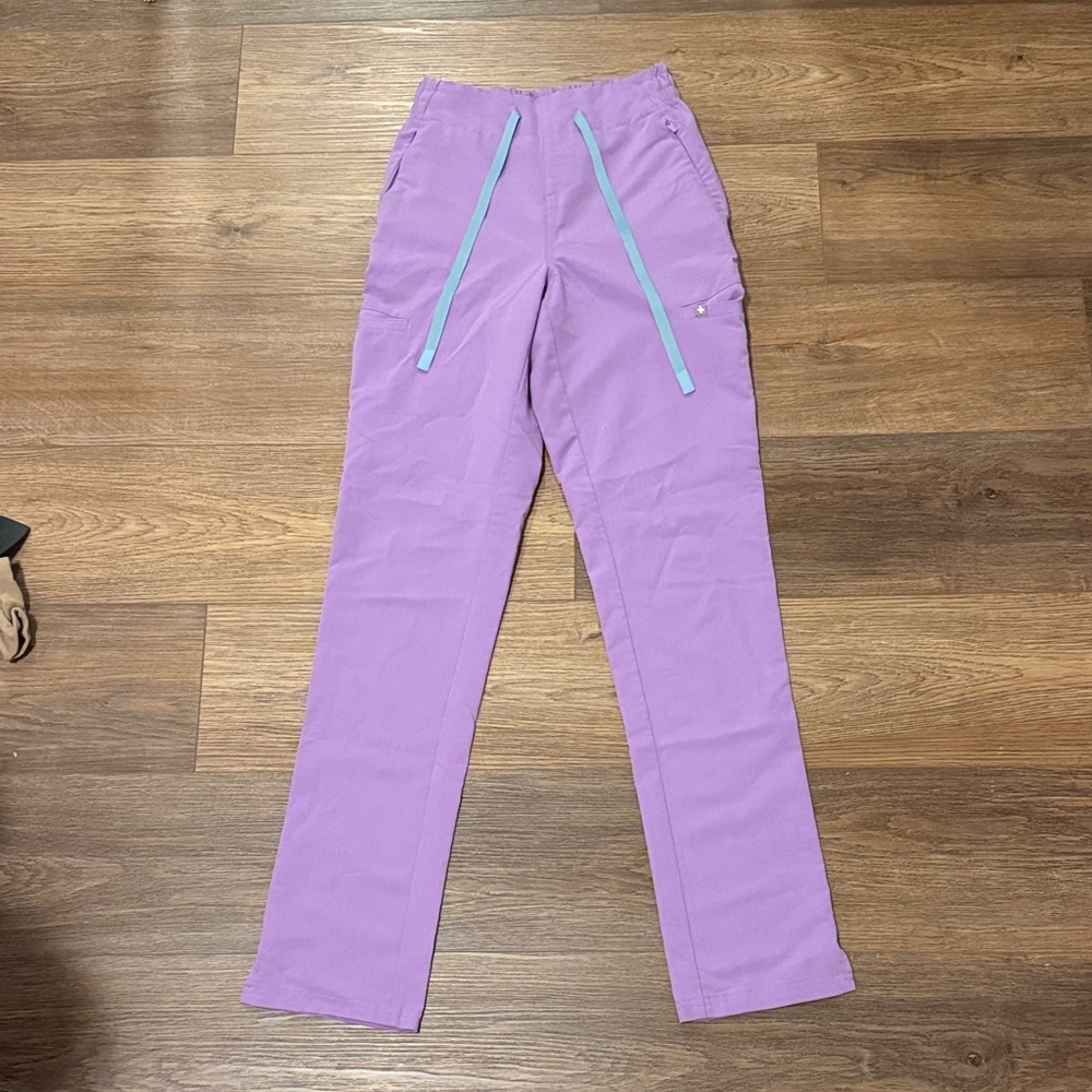 XXS Tall - Figs Dawn Evans Scrub Pants - Lilac